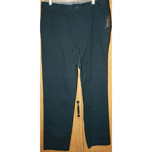 Nautica Men's Classic Fit Pant Sz 32/31 Navy Blue Cotton New With Tags List $49 - Picture 1 of 6